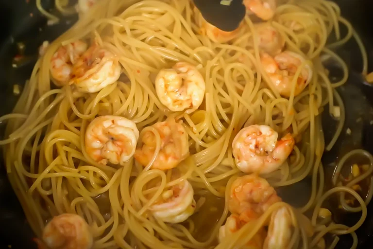 Creamy Garlic Shrimp Pasta